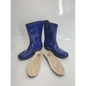 UGG blue sienna rubber rain boots. Women's US 7  EU 38 NICE SHEEPSKIN INSERT